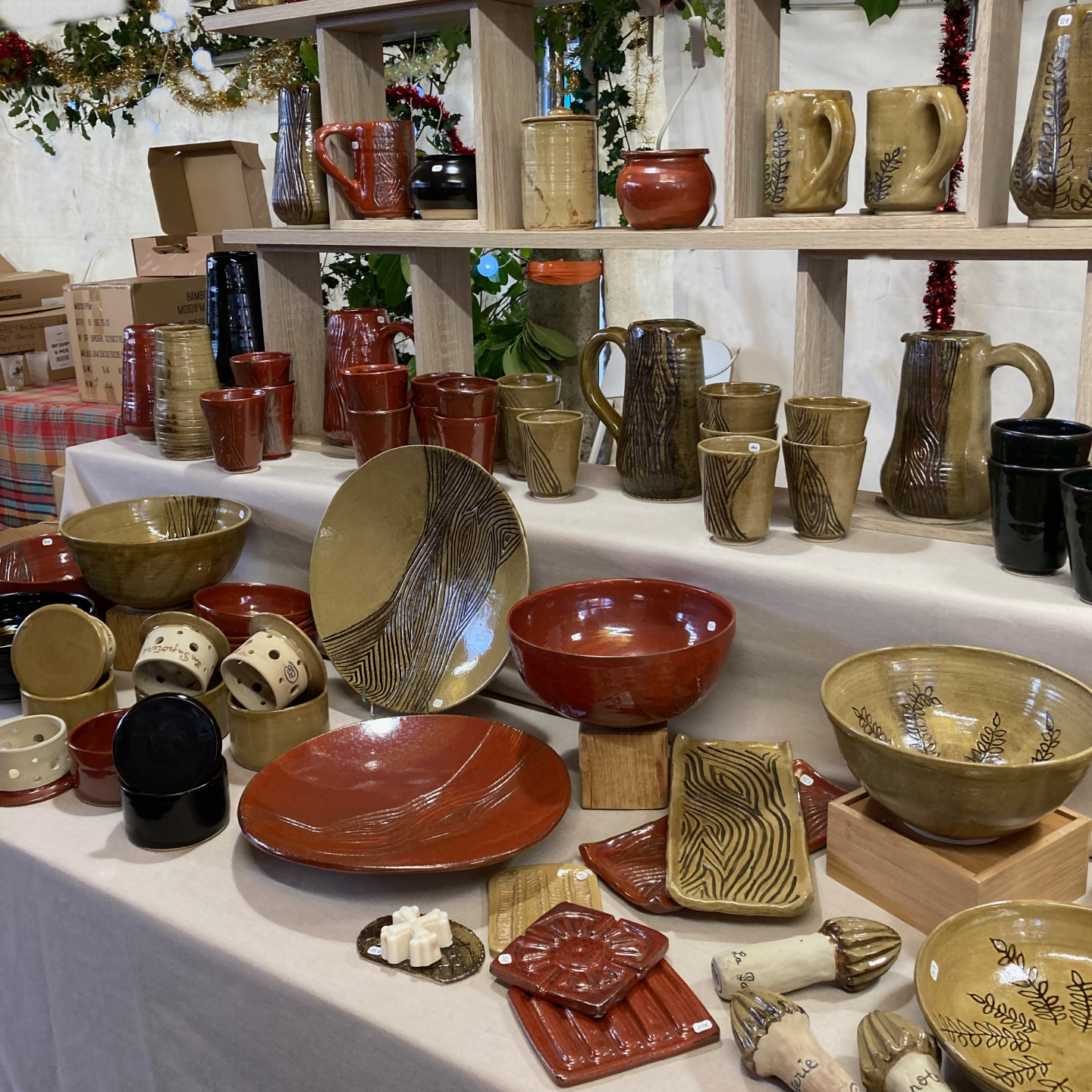 Stand de poterie de l'atelier de LA PAPOTERIE - Marché de Noël 2022